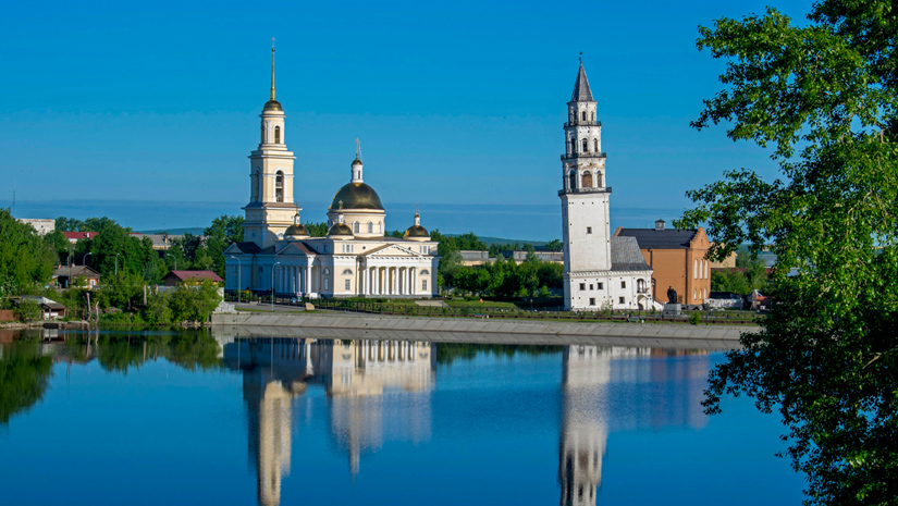 Невьянская наклонная башня