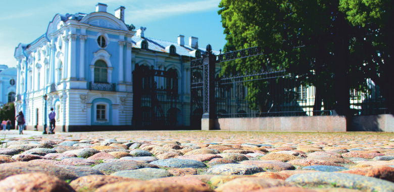 Снижение цен на летние туры в Петербург